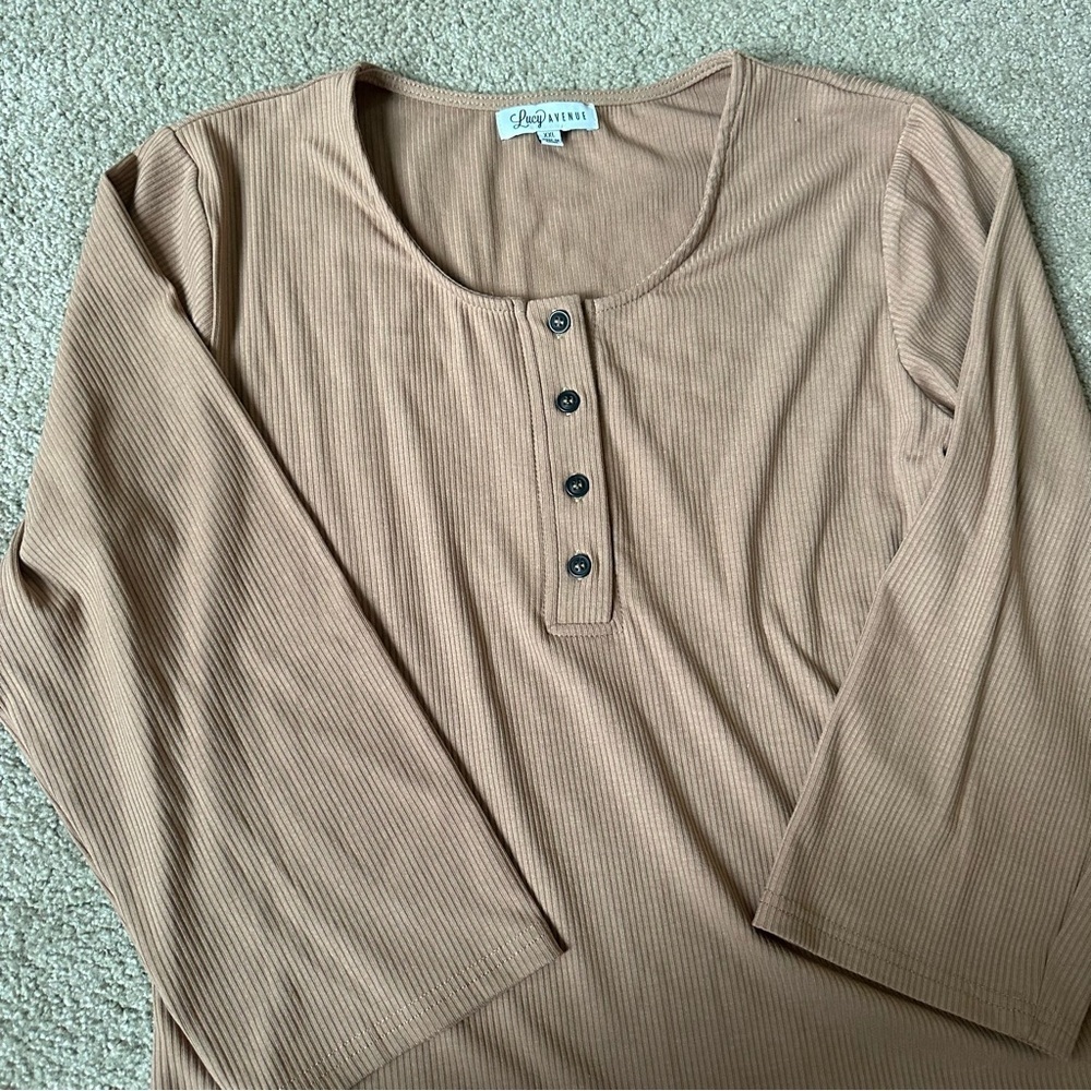 Avenue Ribbed Tan Buttoned Top - Picture 3 of 4